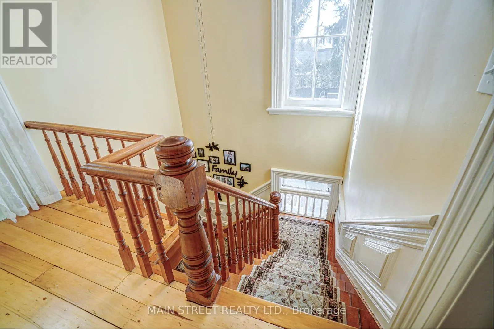 219 SECOND STREET