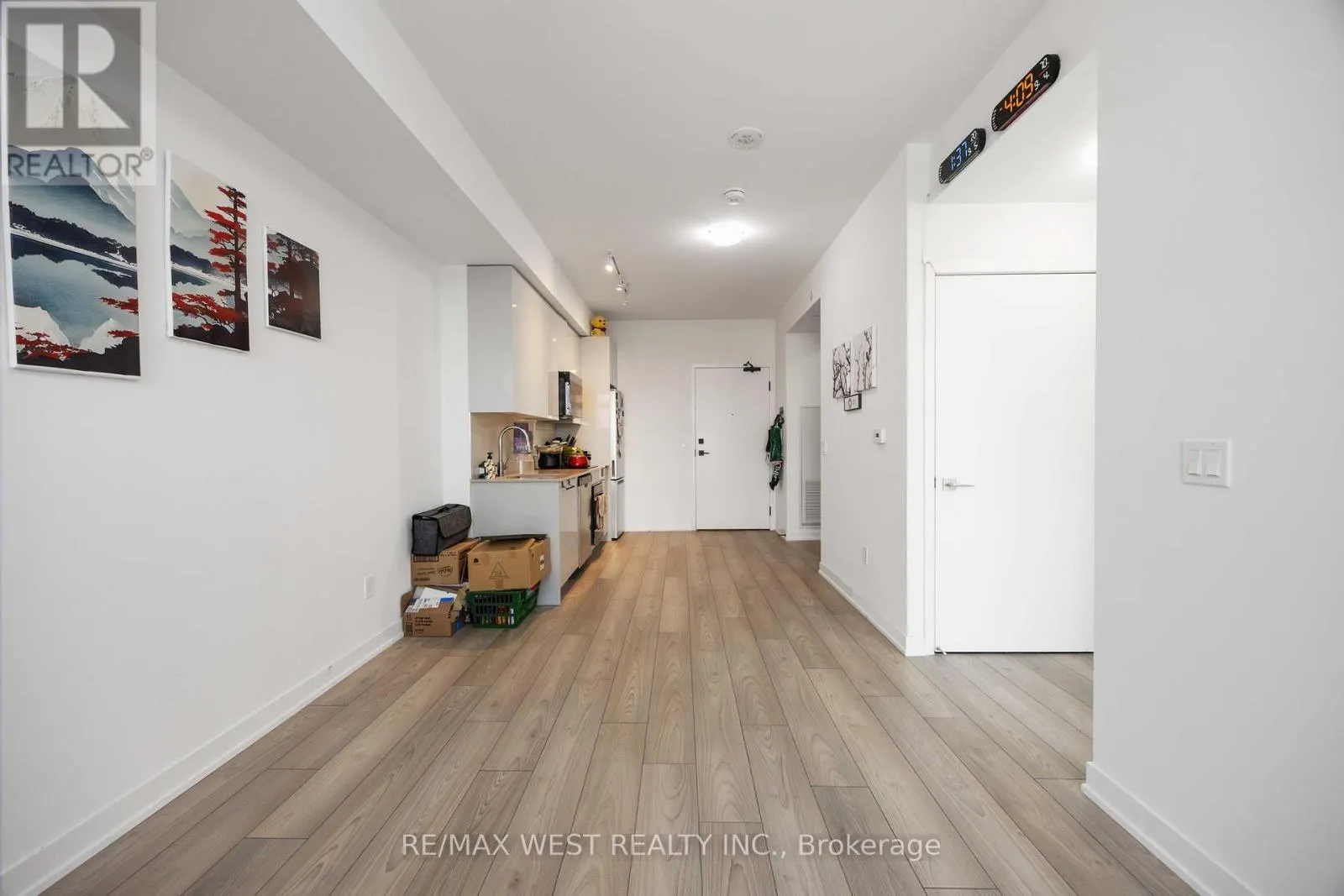 1225 - 498 CALDARI ROAD