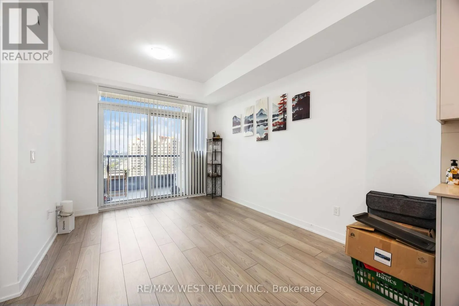 1225 - 498 CALDARI ROAD