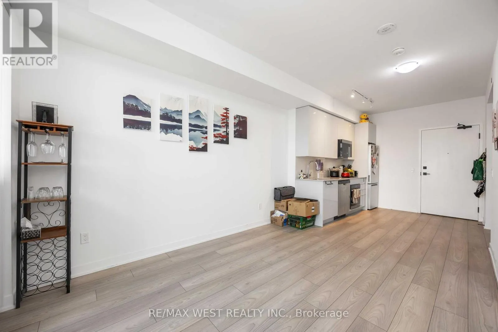 1225 - 498 CALDARI ROAD