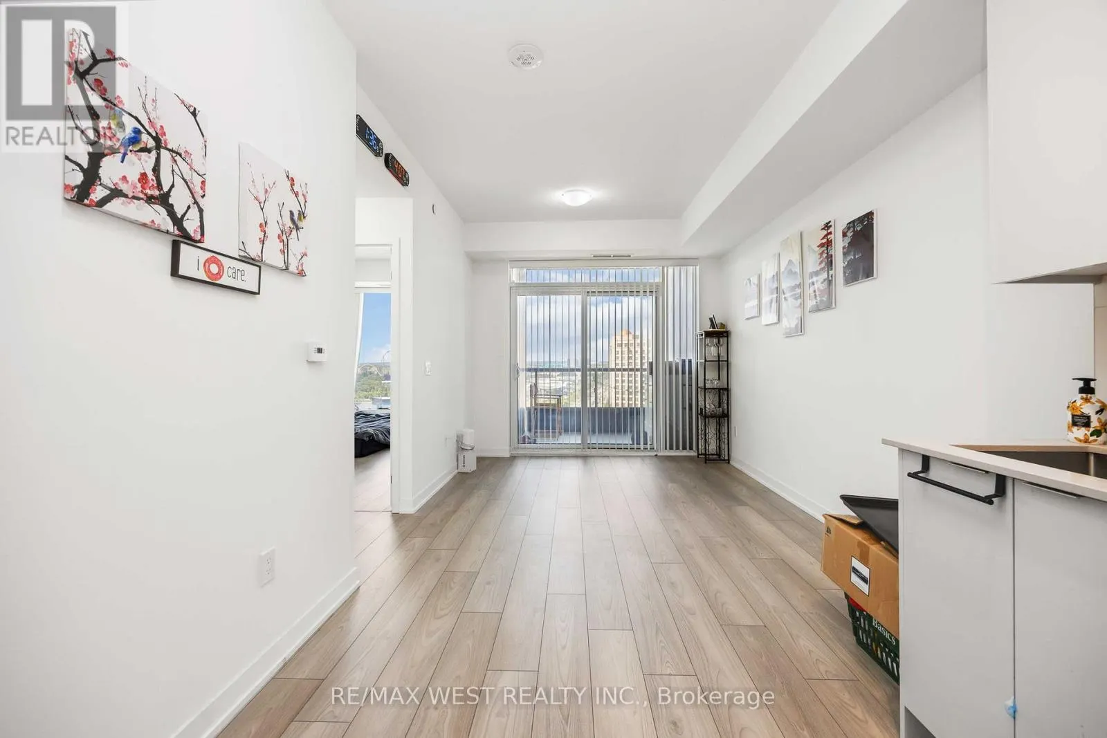 1225 - 498 CALDARI ROAD
