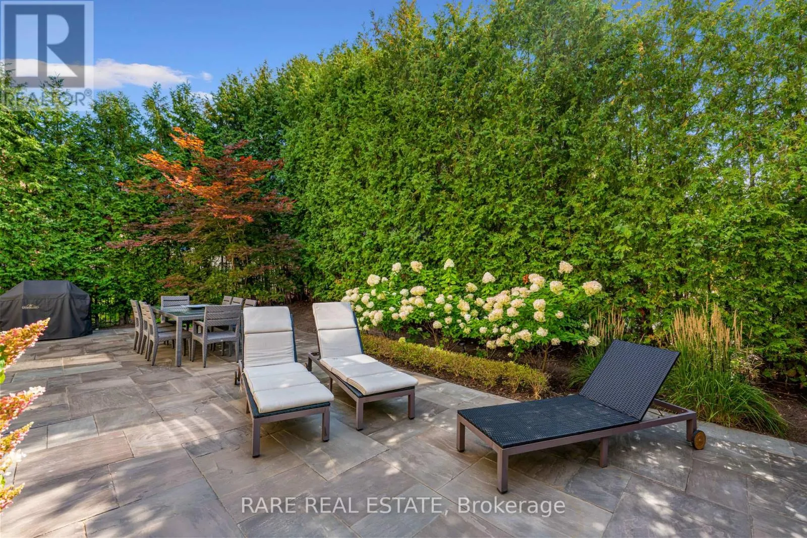 545 HIGHCLIFFE DRIVE