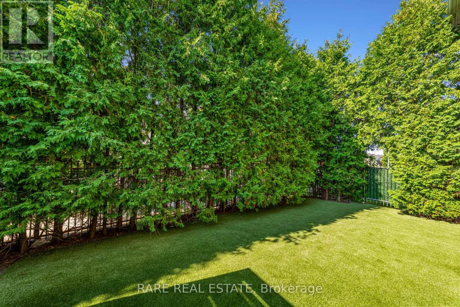 545 HIGHCLIFFE DRIVE