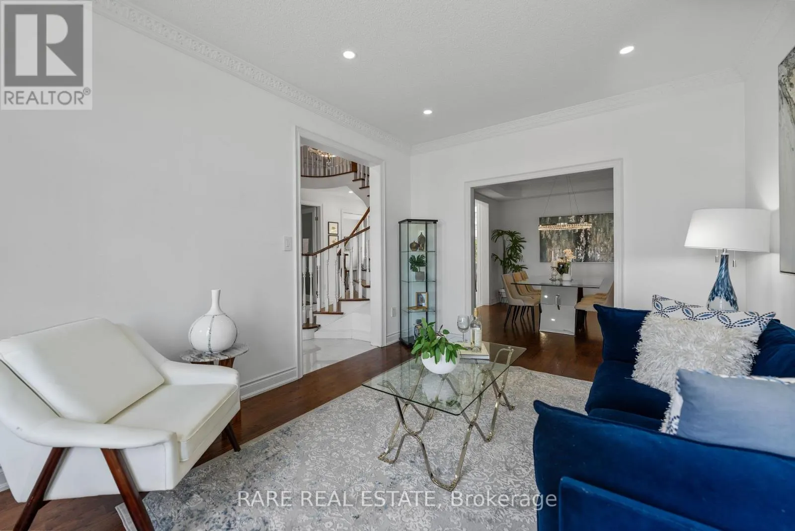 545 HIGHCLIFFE DRIVE