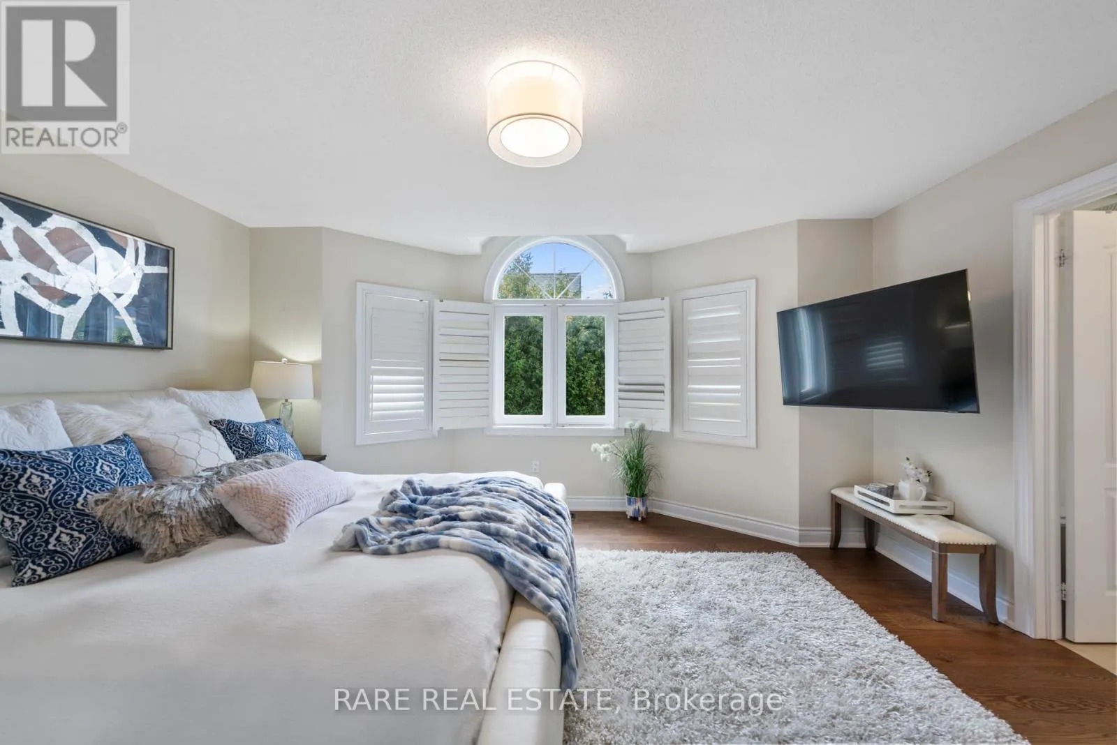545 HIGHCLIFFE DRIVE
