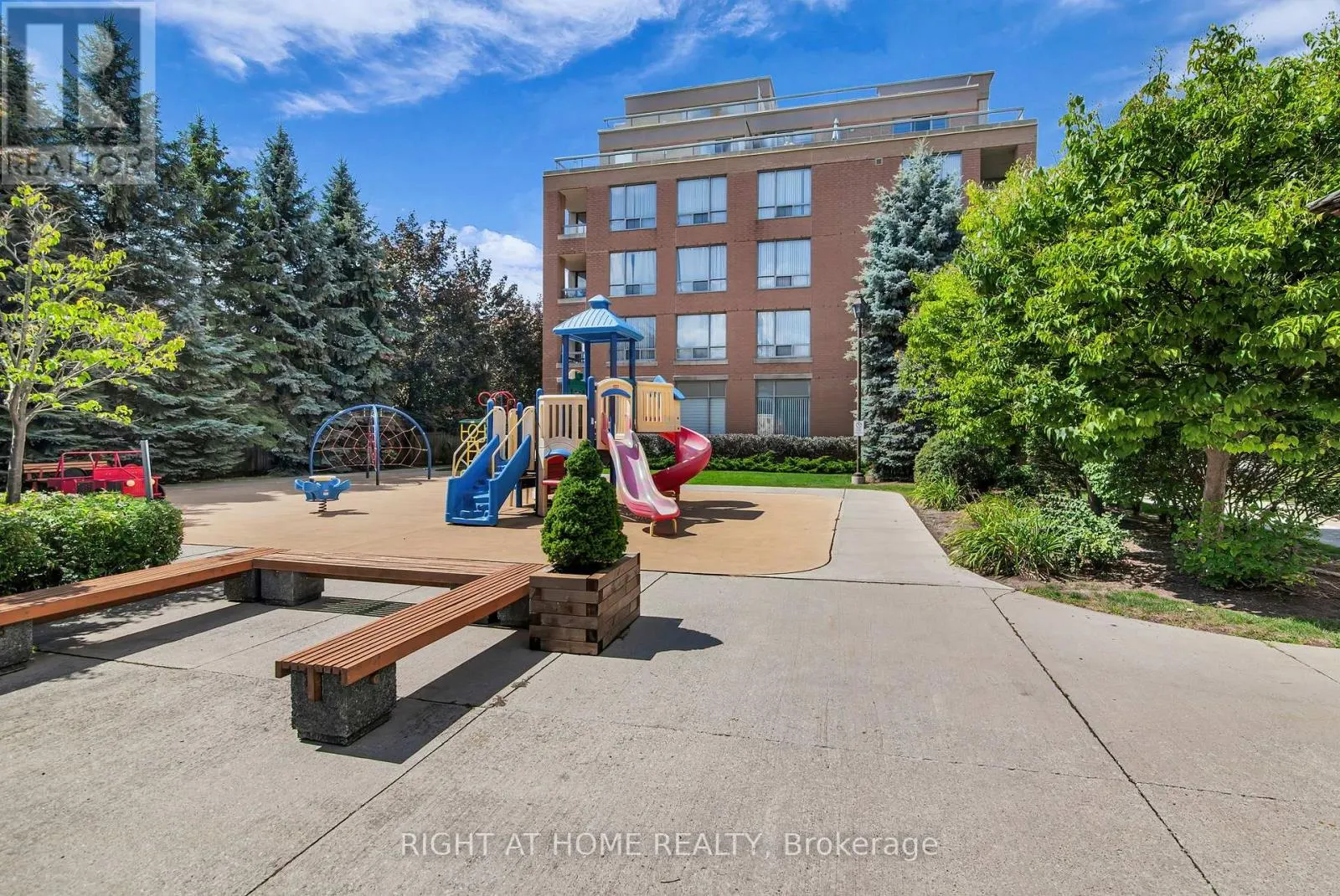 601 - 29 NORTHERN HTS DRIVE