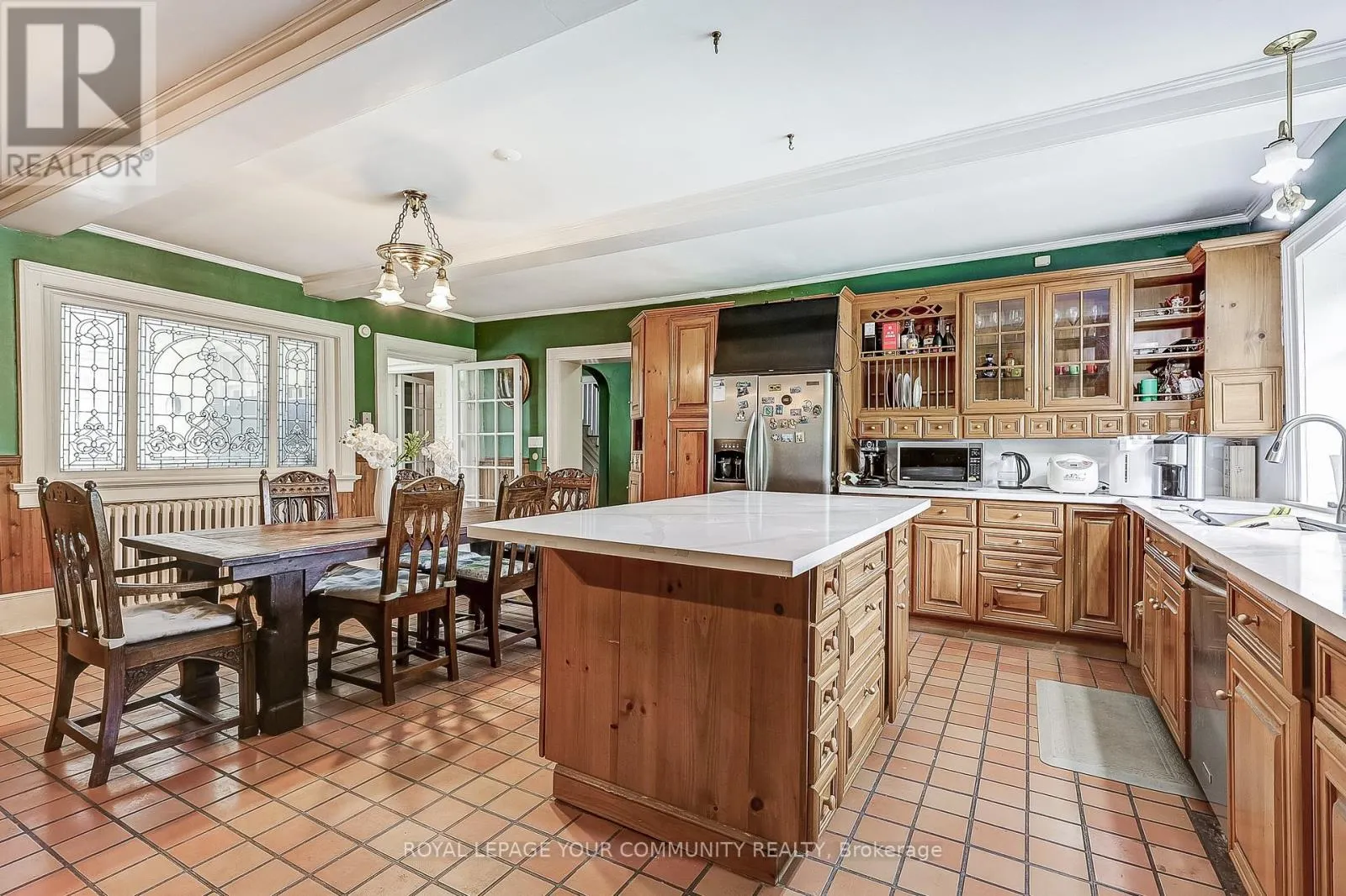 54 CRICKLEWOOD CRESCENT