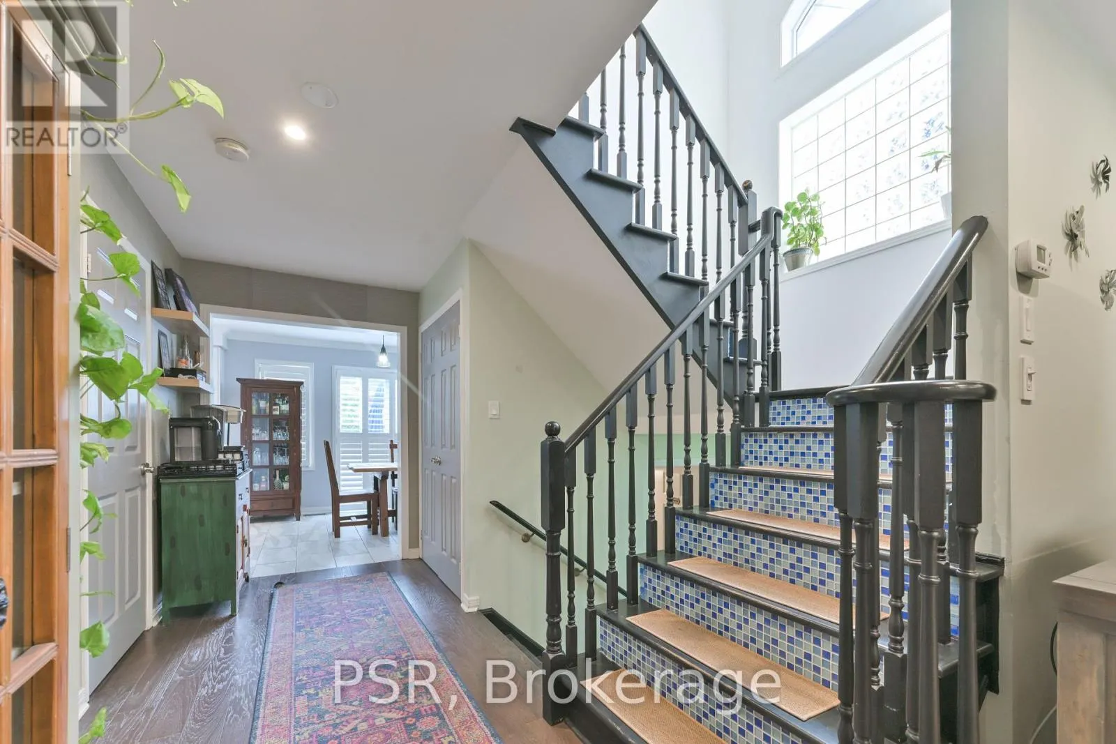 35 ARUNDEL DRIVE