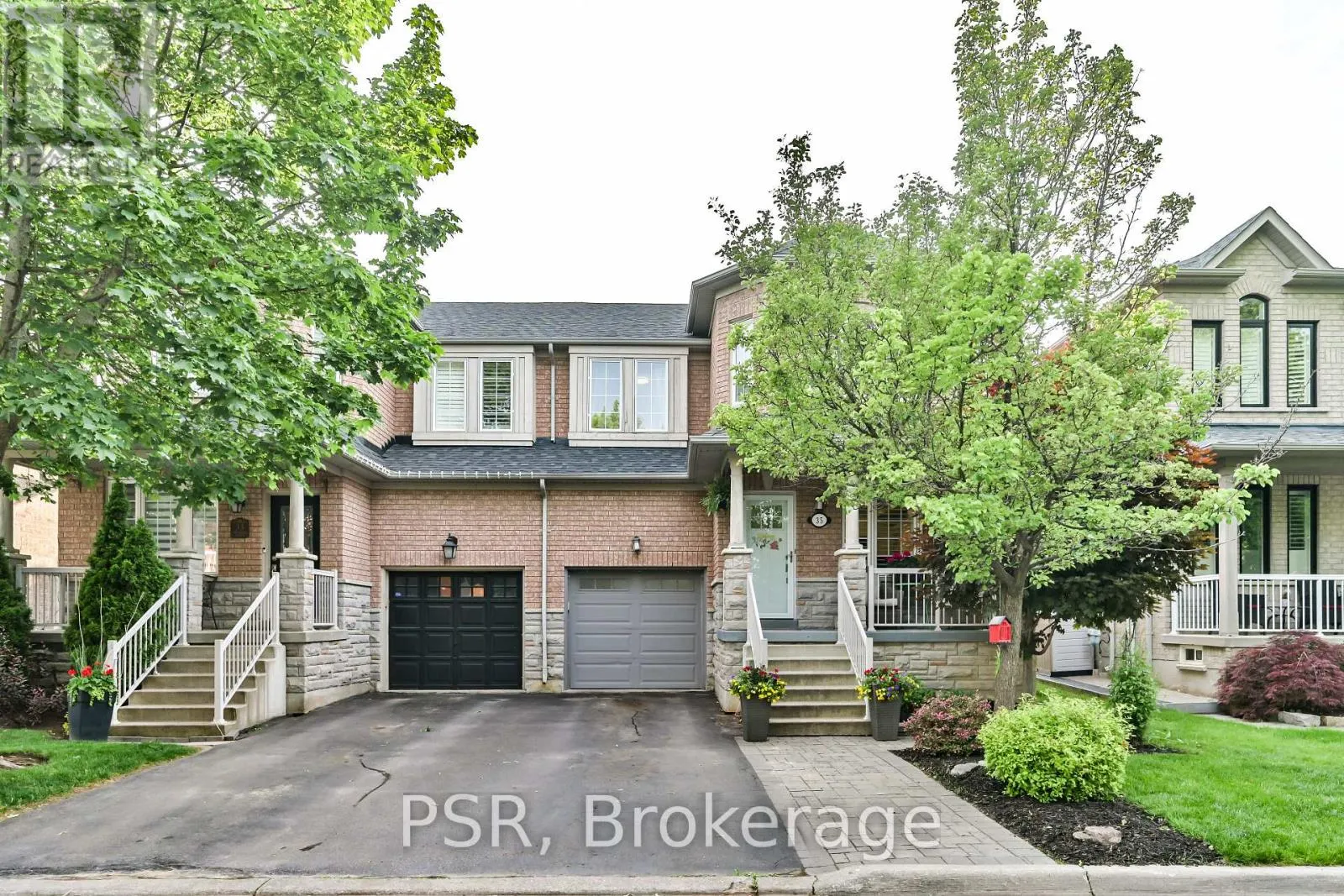 35 ARUNDEL DRIVE