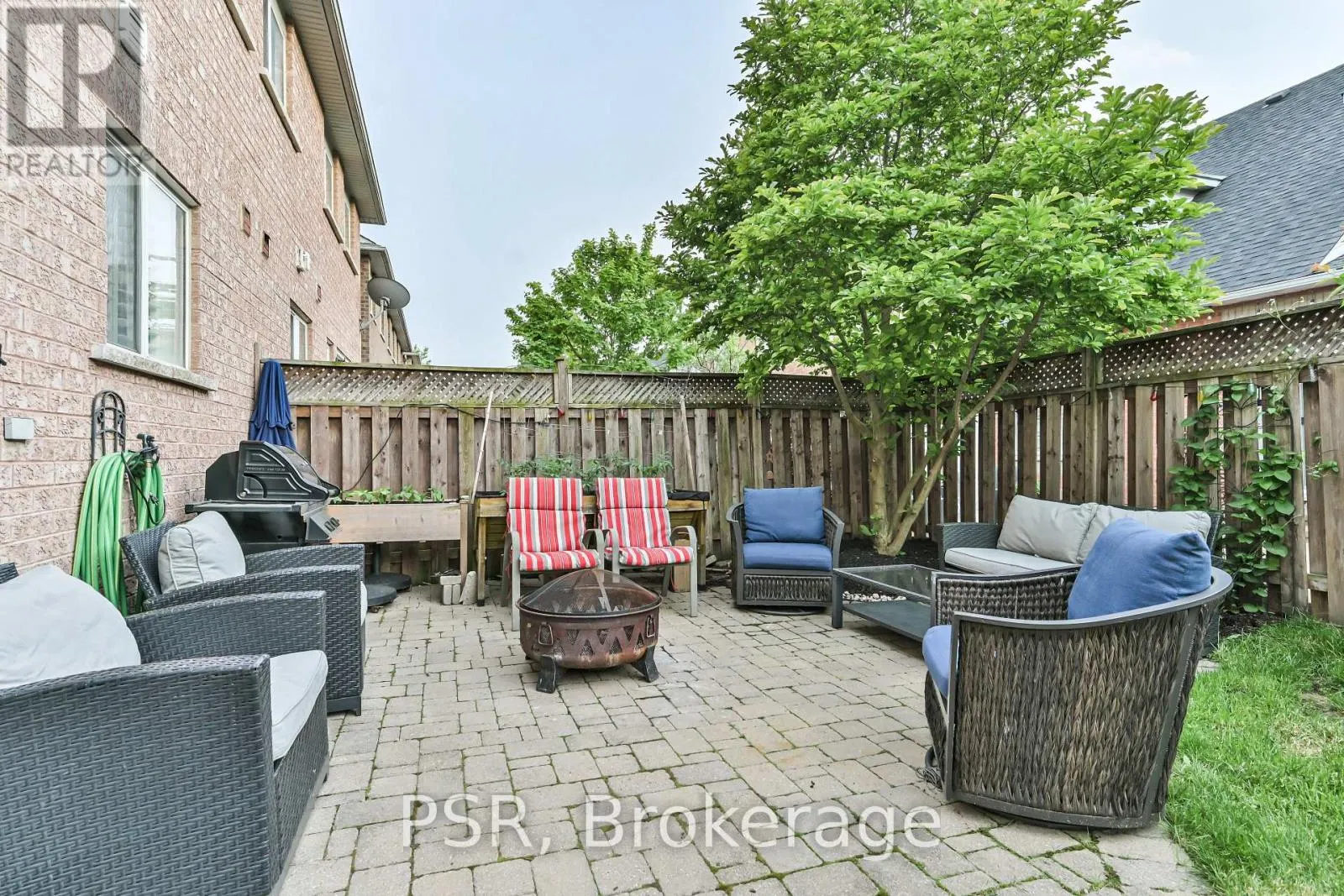 35 ARUNDEL DRIVE