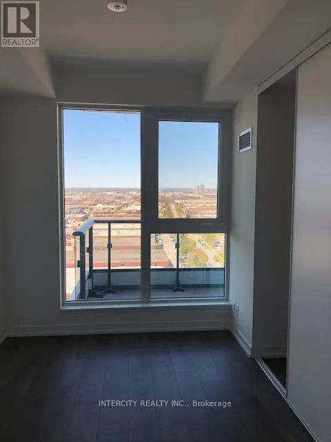 1715 - 950 PORTAGE PARKWAY
