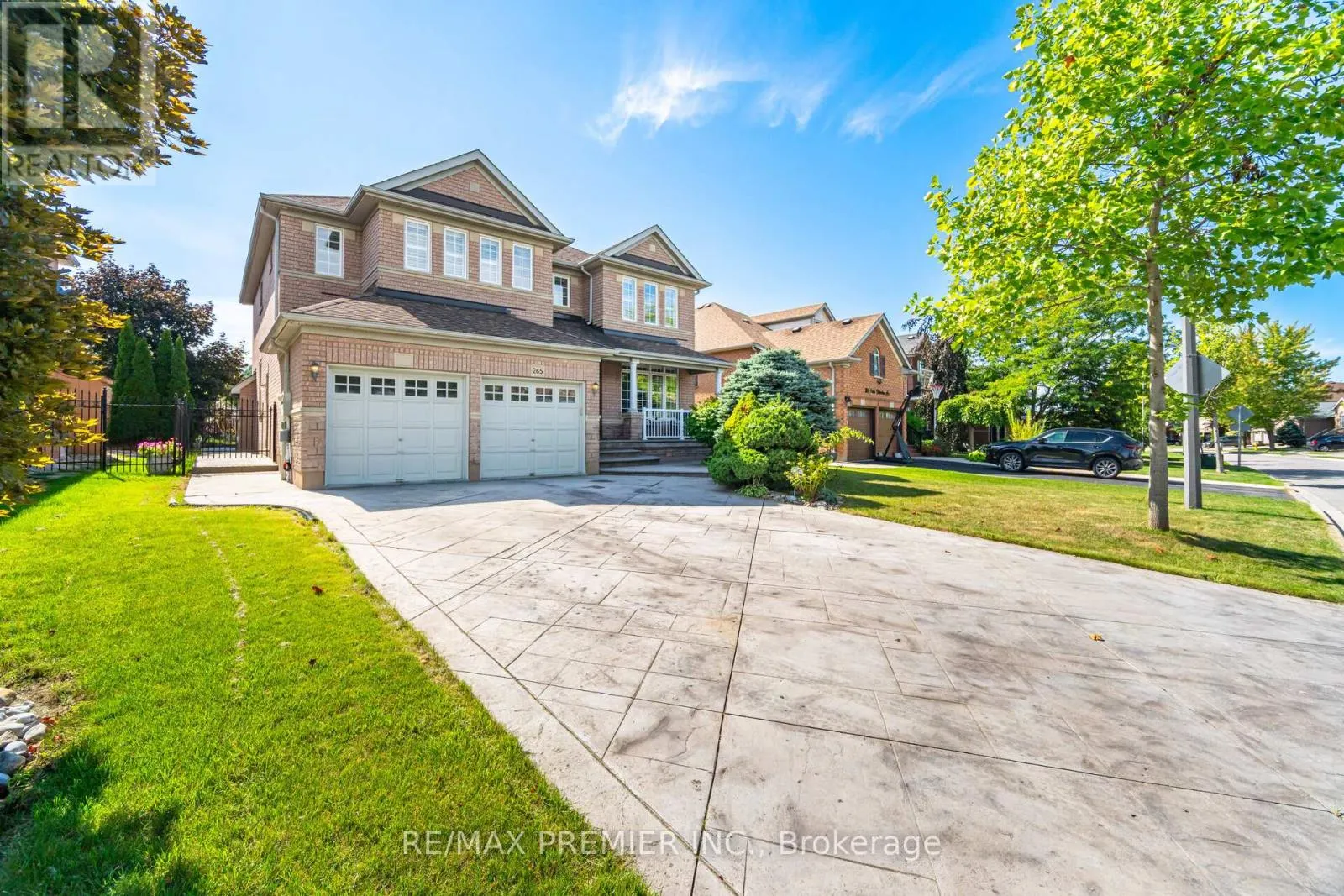 265 JULIA VALENTINA AVENUE