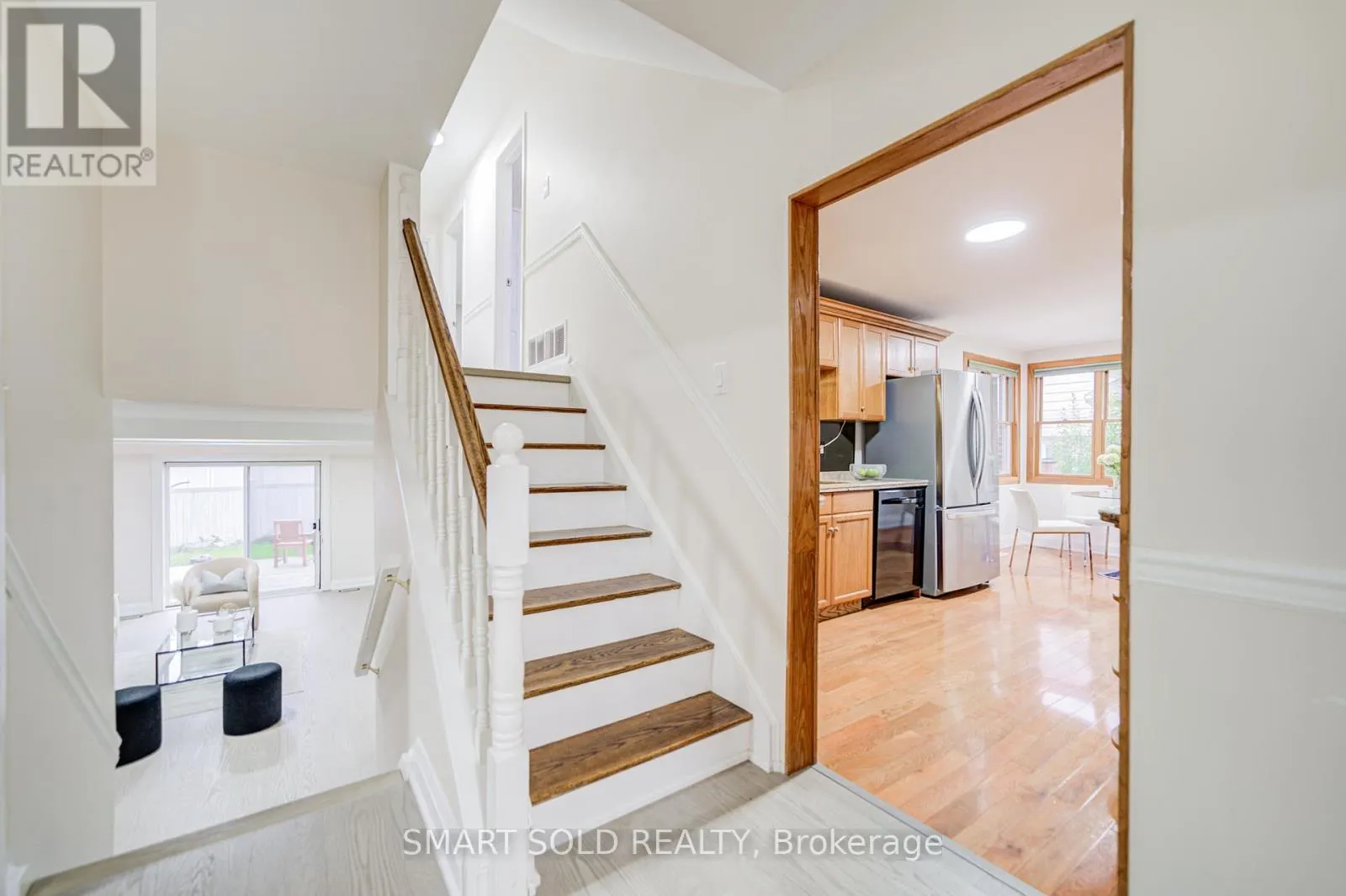18 SHADY LANE CRESCENT