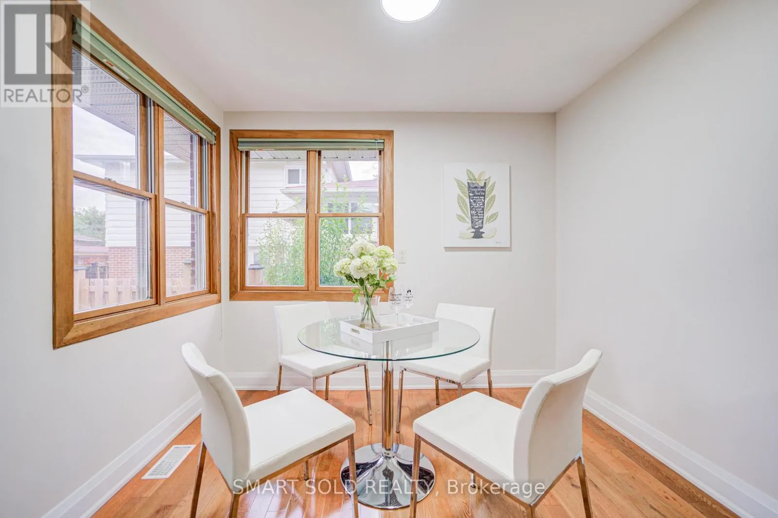 18 SHADY LANE CRESCENT