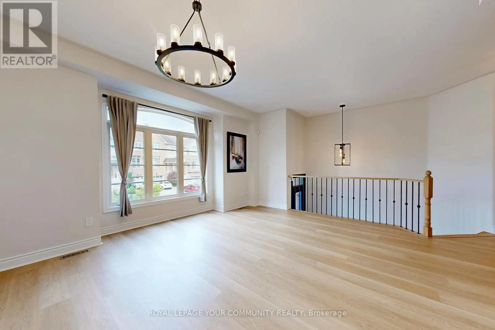 3 RUSTWOOD ROAD