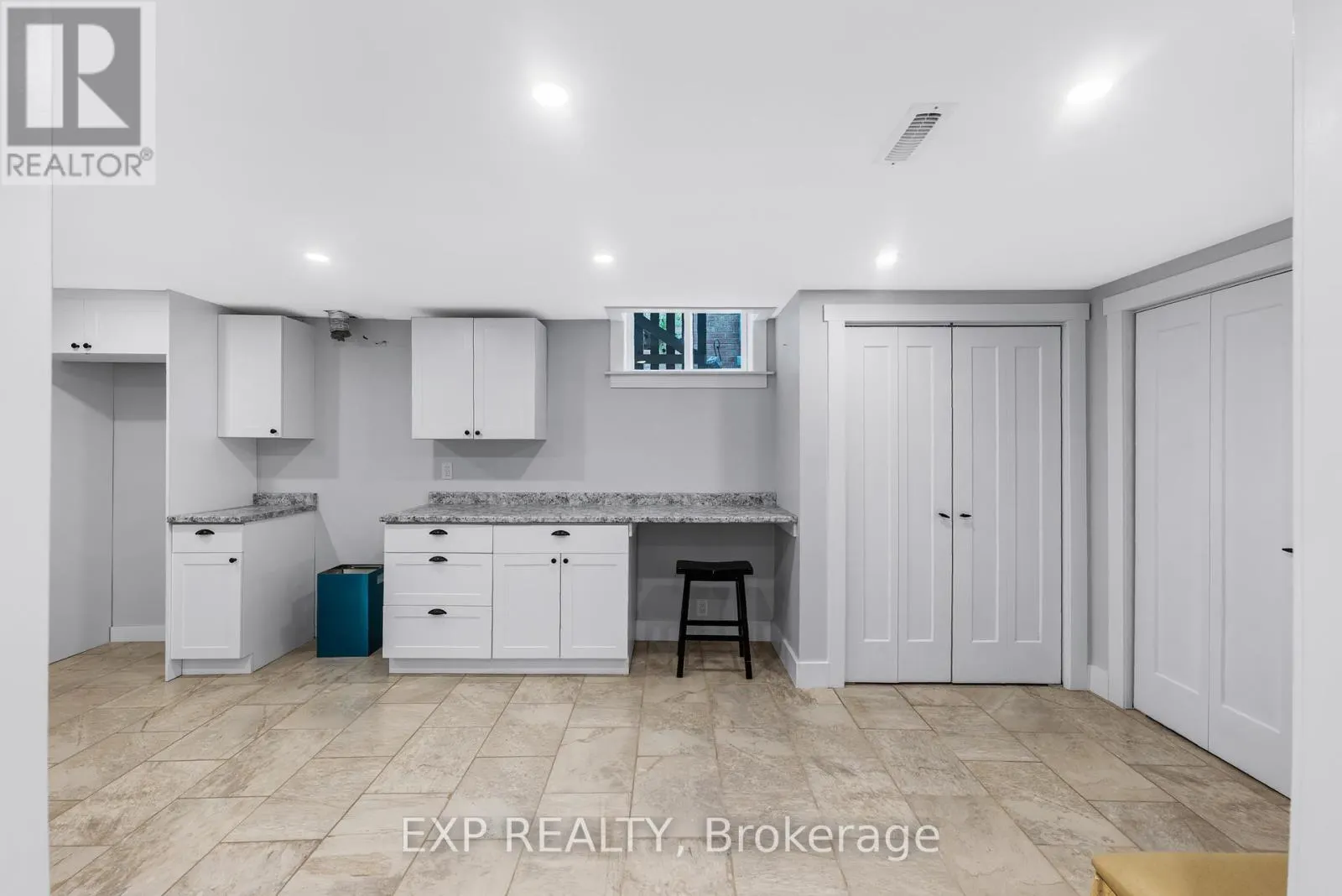 308 JOHN BOWSER CRESCENT