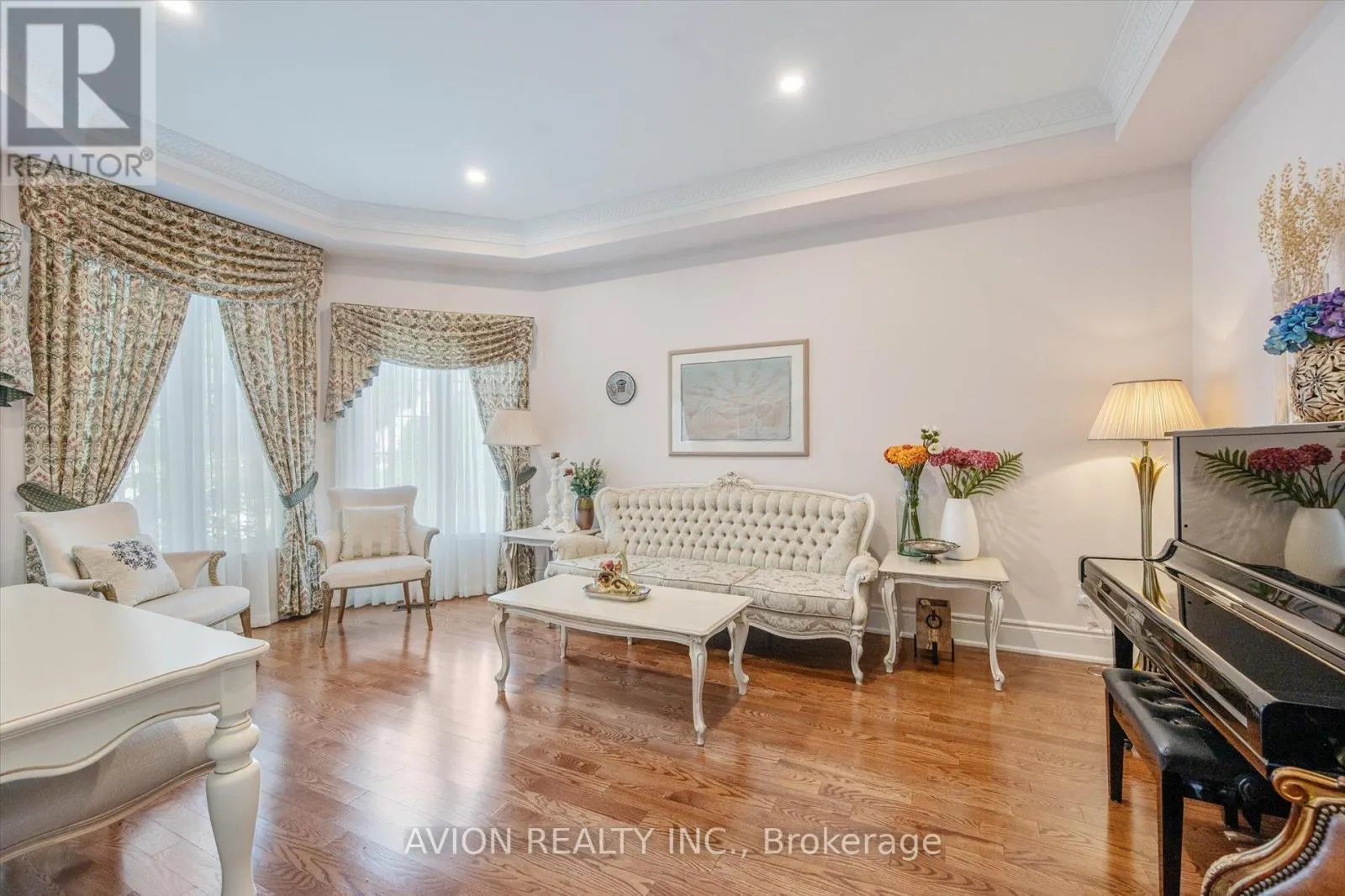 37 FRYBROOK CRESCENT