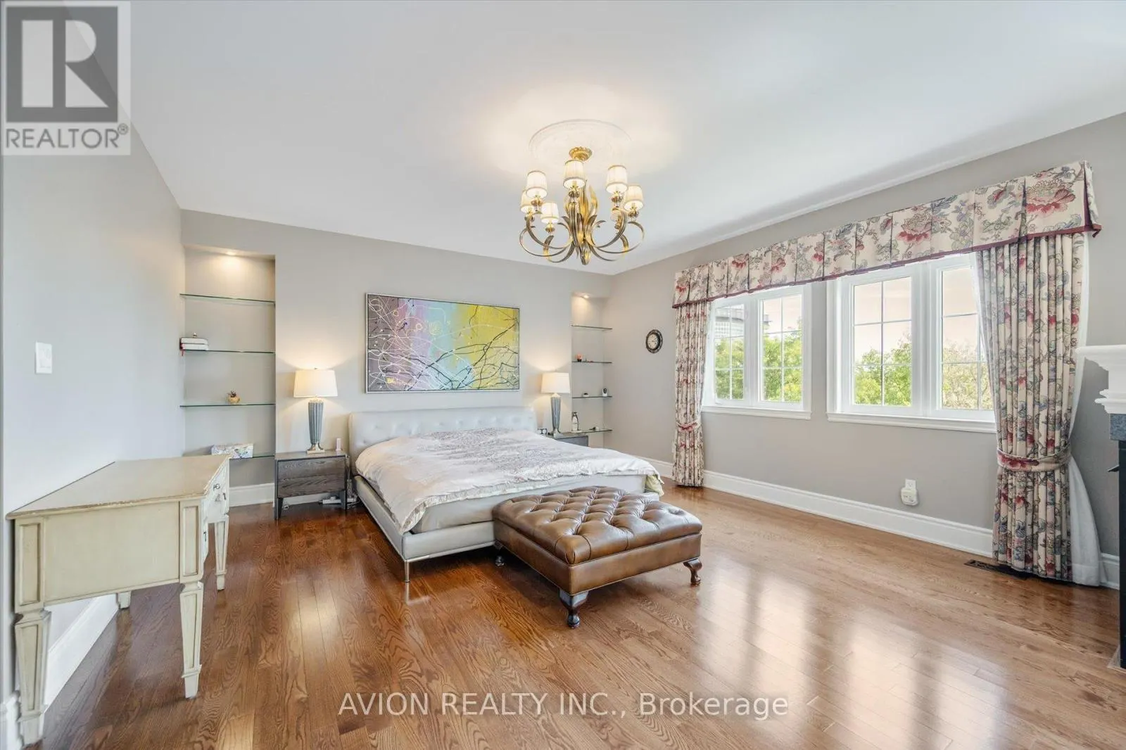 37 FRYBROOK CRESCENT
