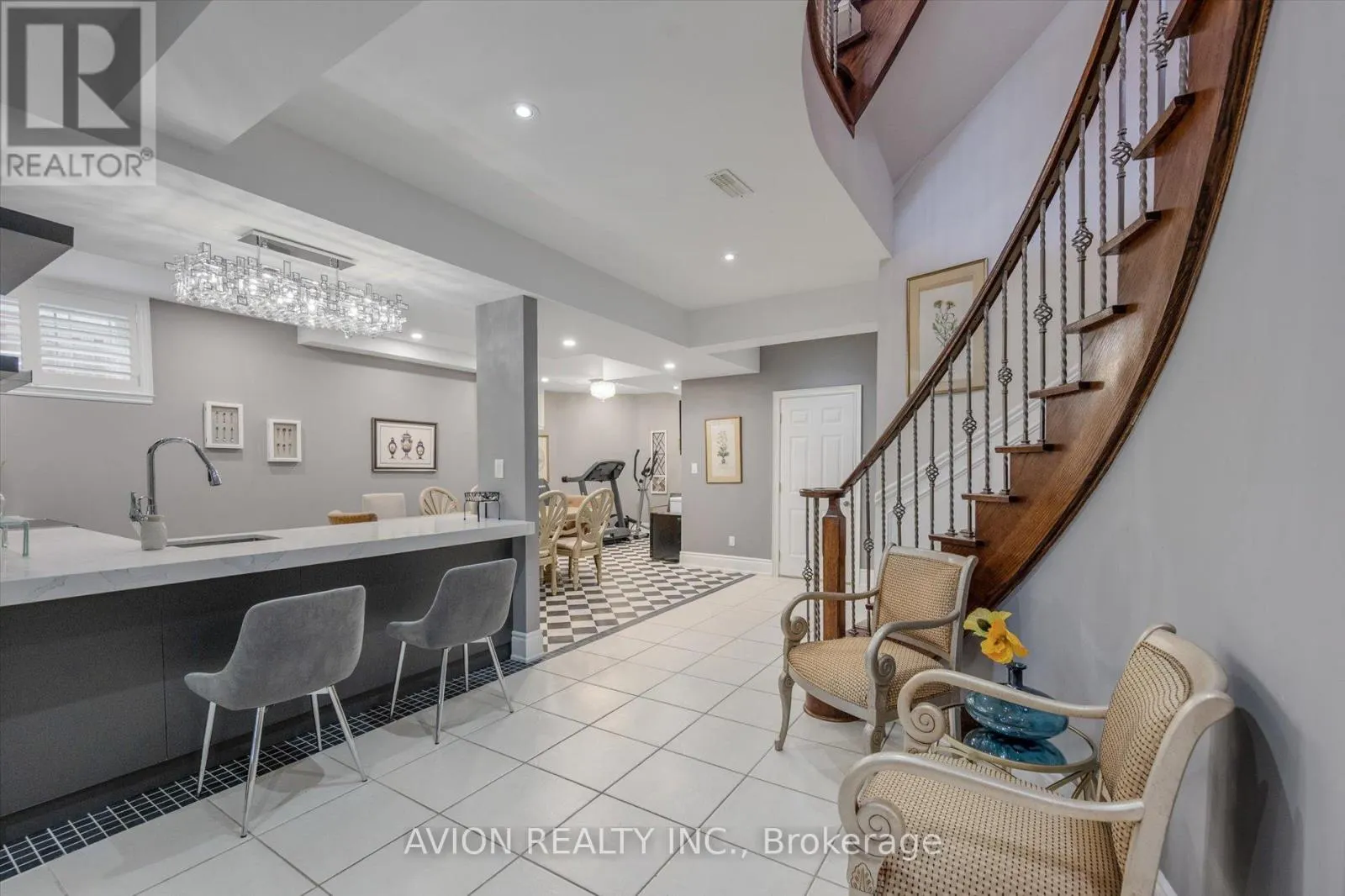 37 FRYBROOK CRESCENT