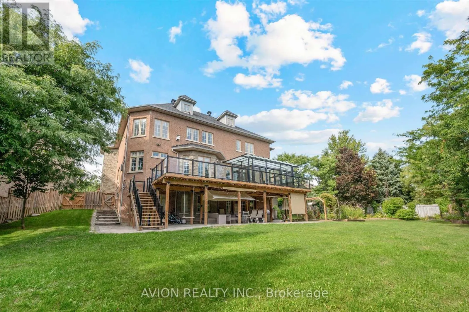 37 FRYBROOK CRESCENT