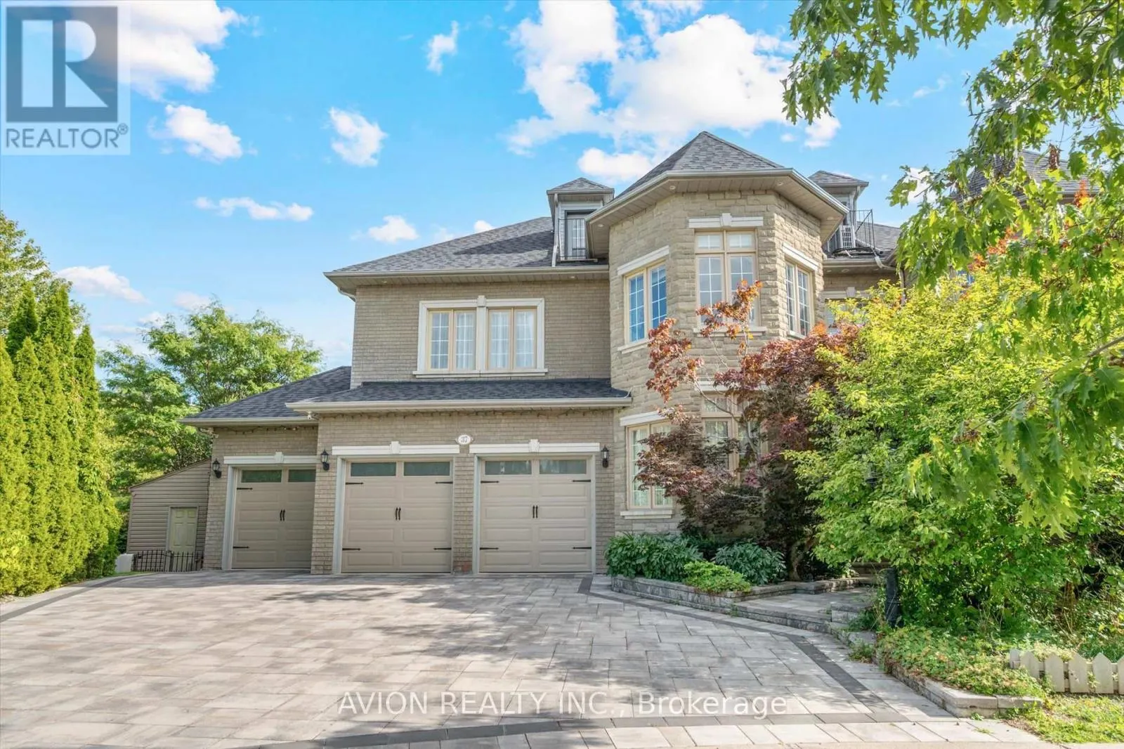 37 FRYBROOK CRESCENT