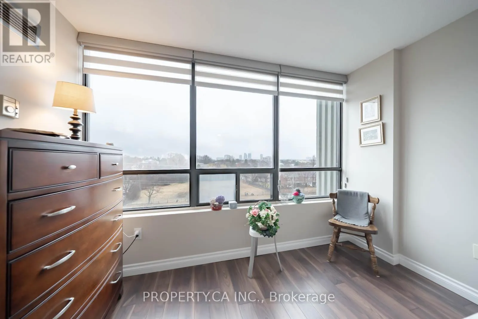 605 - 7460 BATHURST STREET