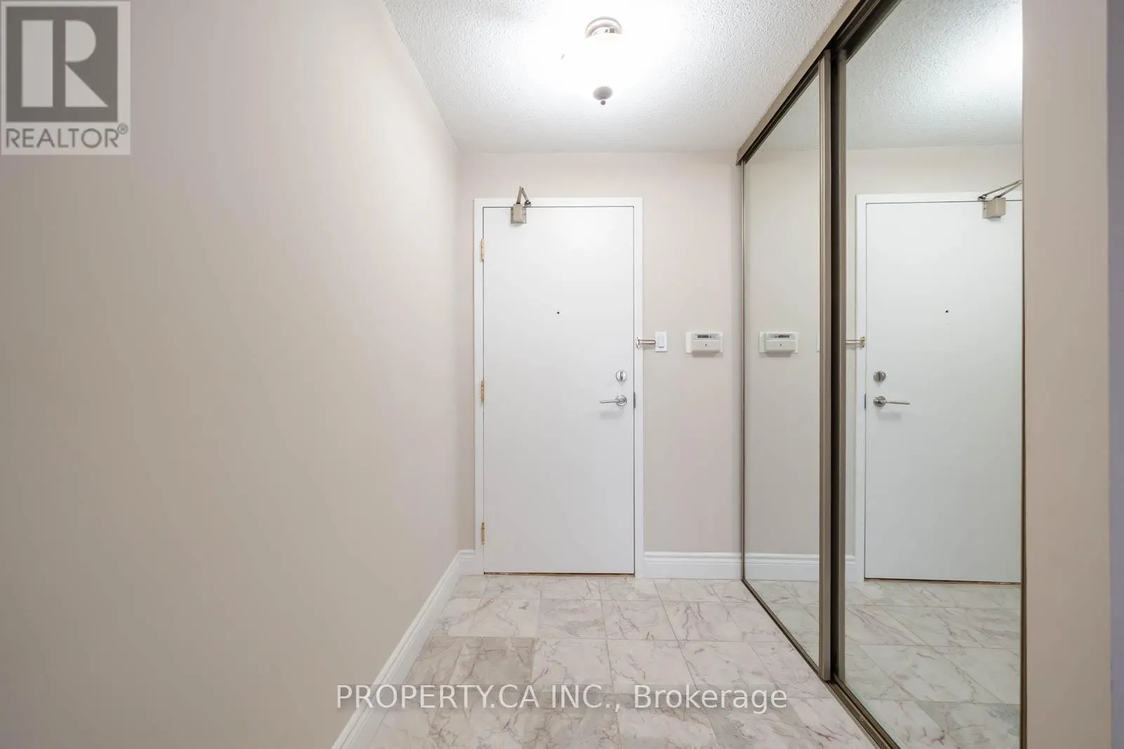605 - 7460 BATHURST STREET
