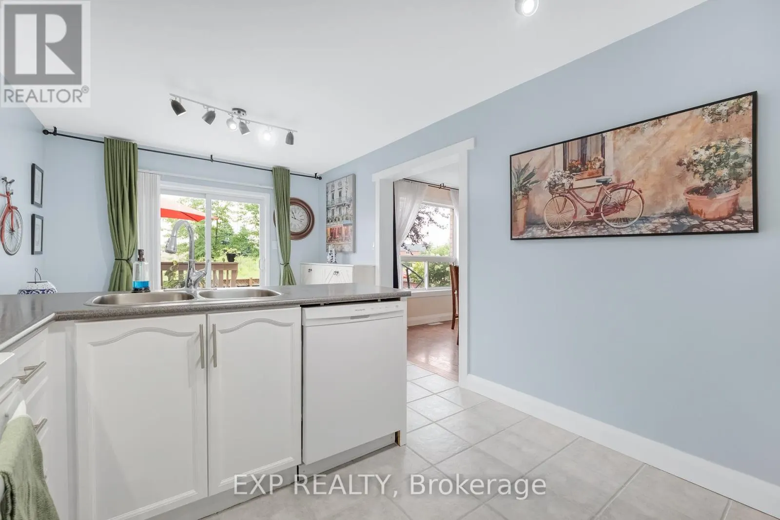 69 CLEARMEADOW BOULEVARD