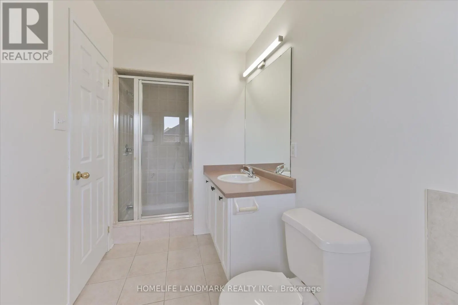 206 VENICE GATE DRIVE