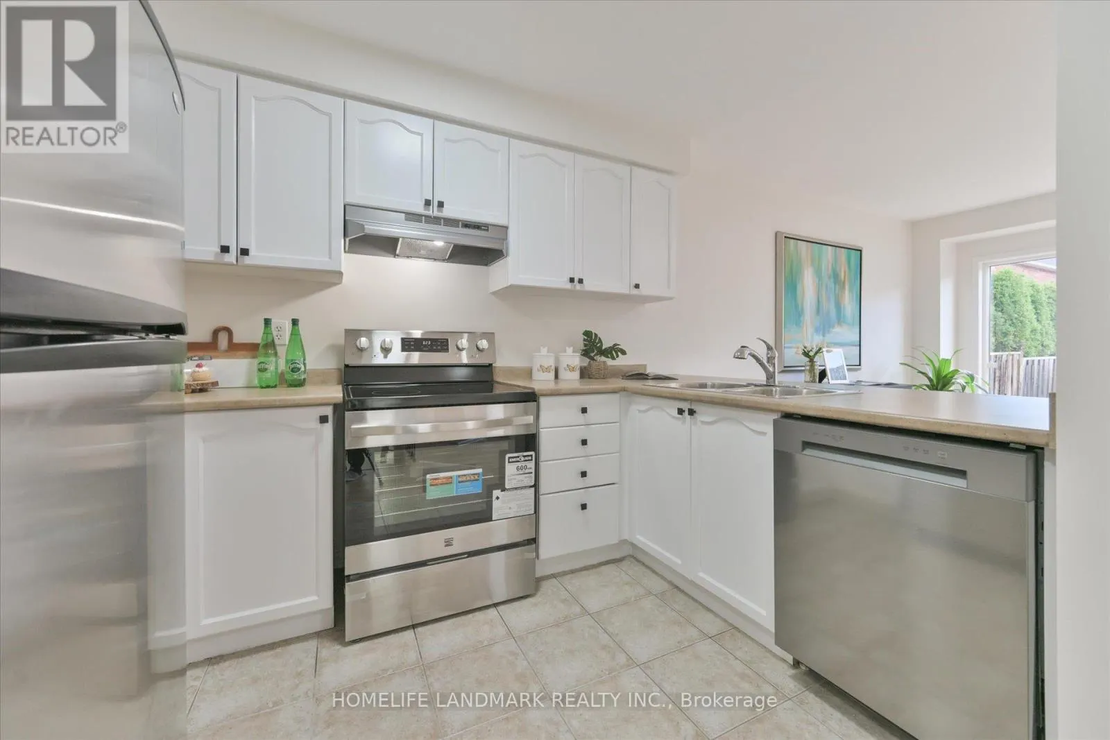 206 VENICE GATE DRIVE