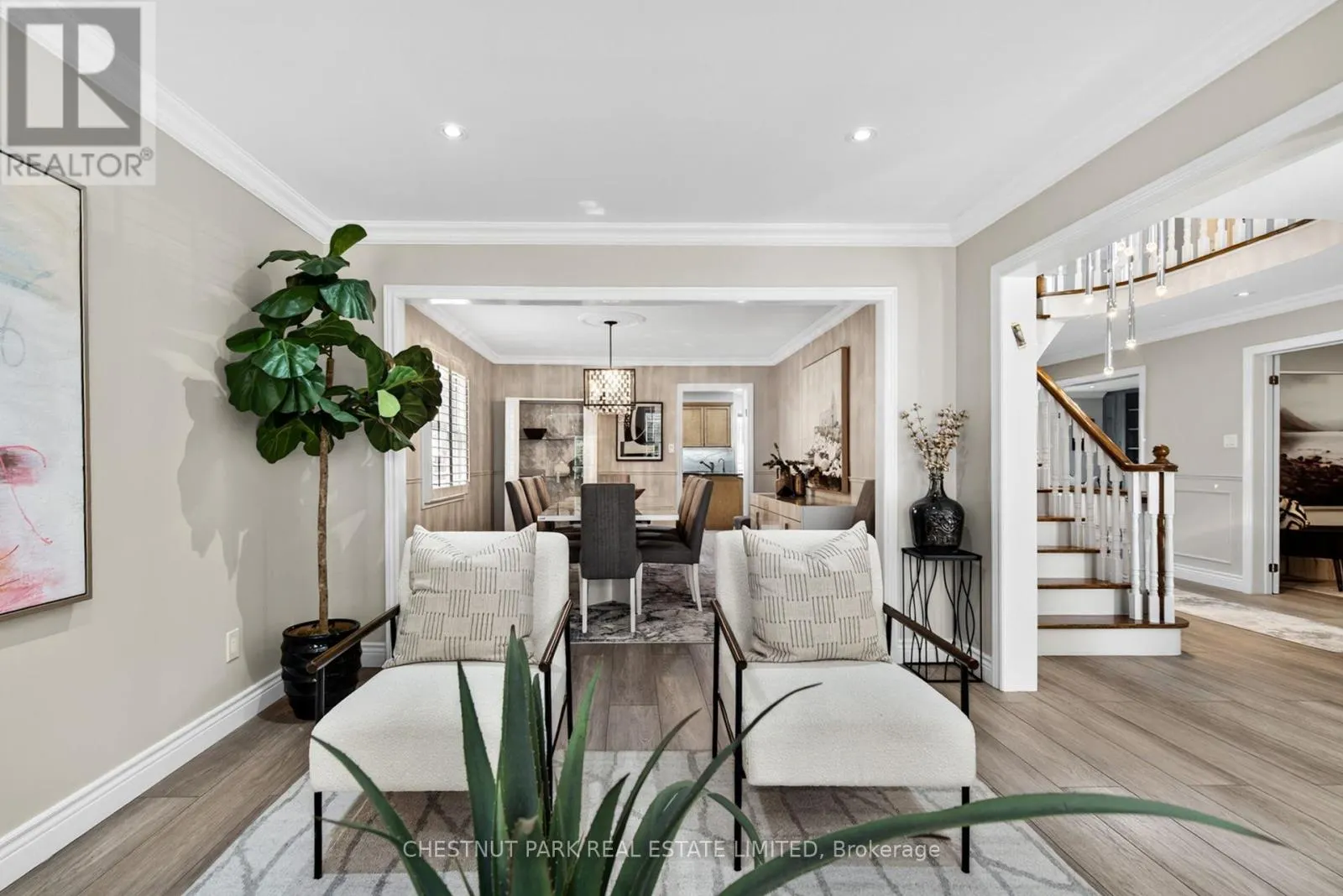 39 NEWPORT SQUARE