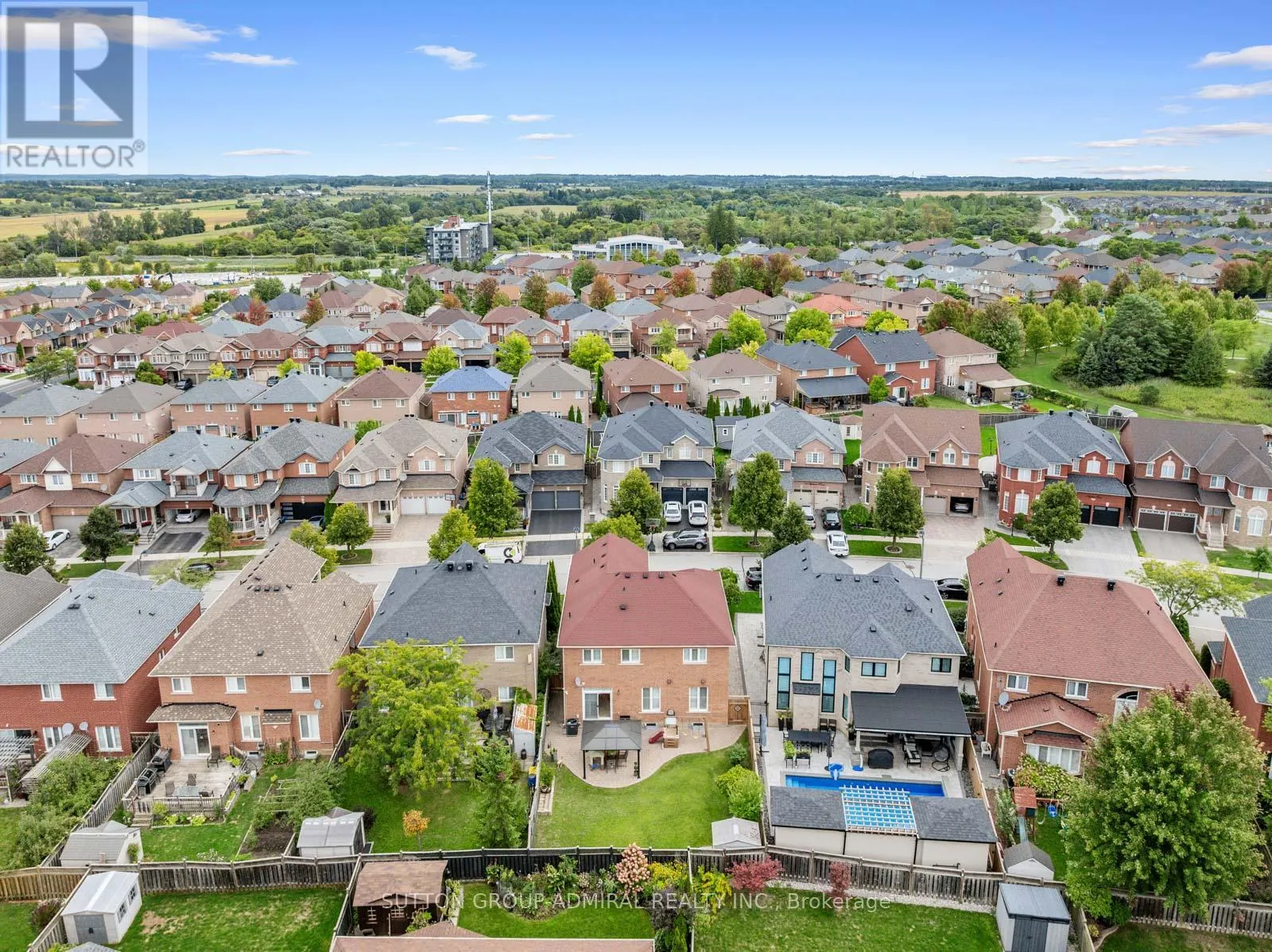 16 APPLEVIEW ROAD