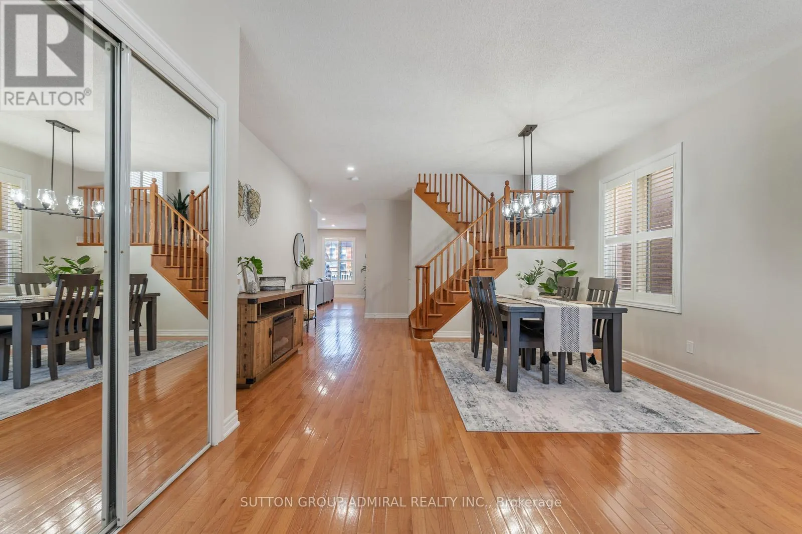 16 APPLEVIEW ROAD