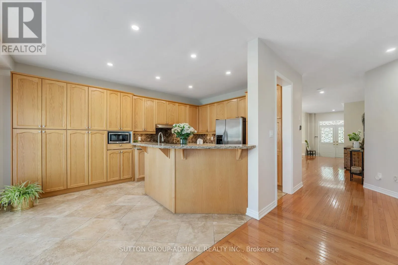 16 APPLEVIEW ROAD