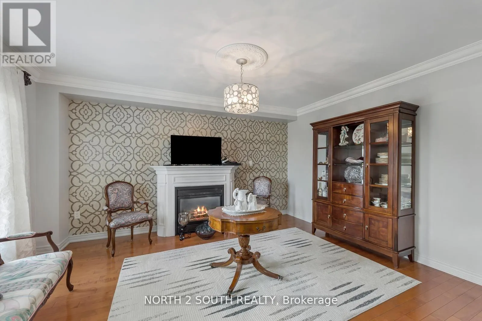 121 ROYAL PINE AVENUE