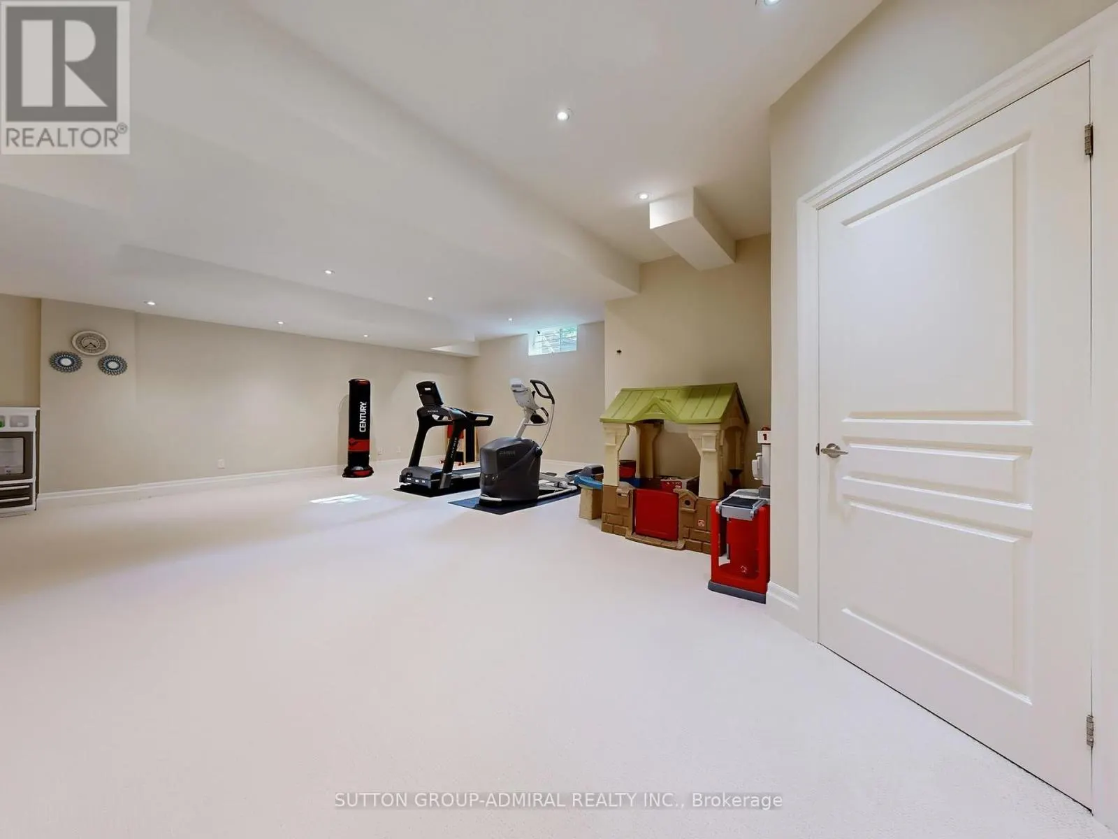 124 RIVERMILL CRESCENT