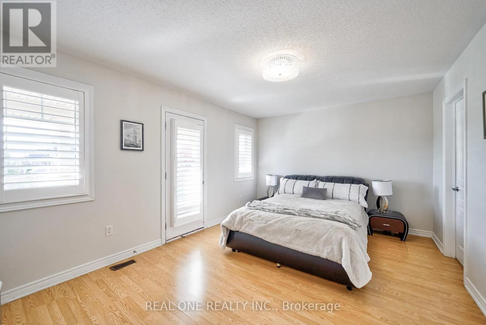 29 SEIFFER CRESCENT