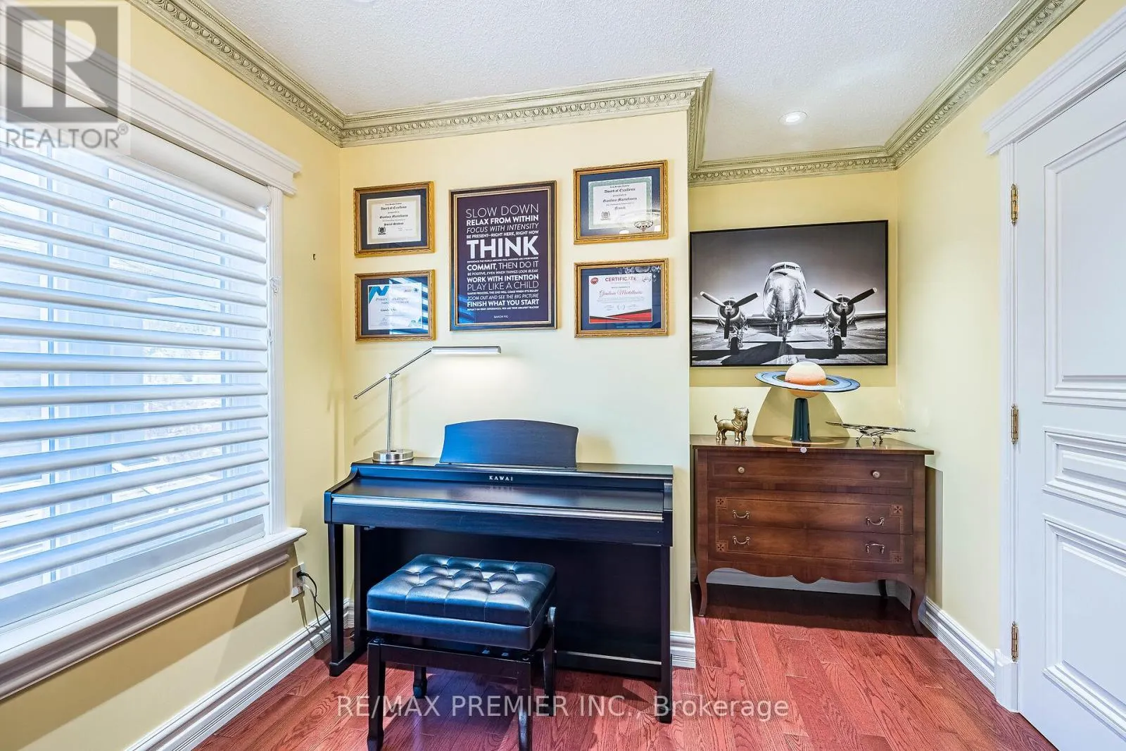111 ARISTA GATE