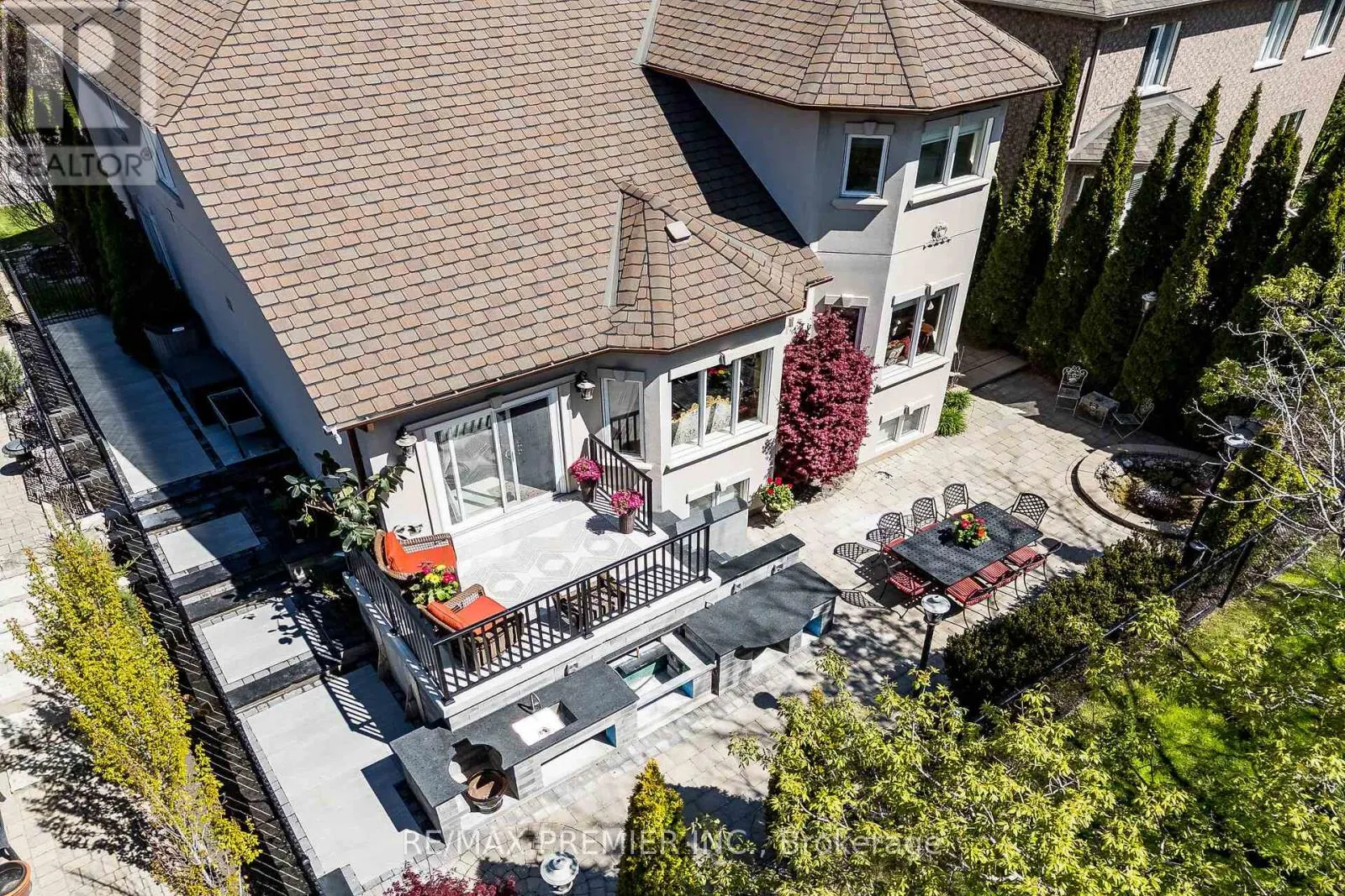 111 ARISTA GATE