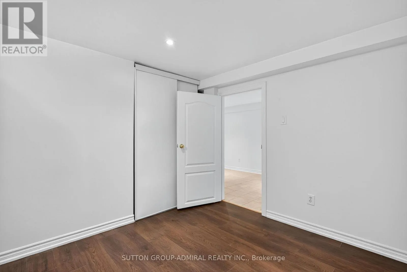 43 KEREMEOS CRESCENT