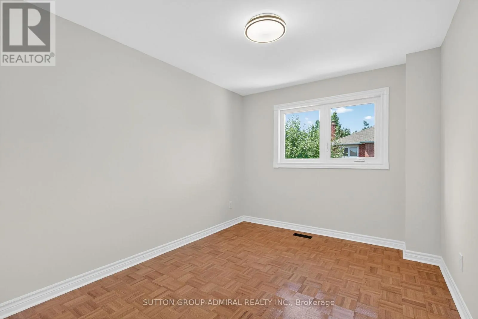 43 KEREMEOS CRESCENT