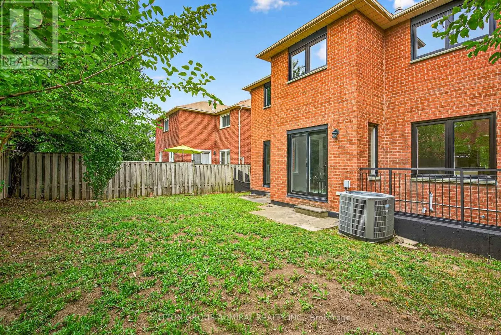 43 KEREMEOS CRESCENT
