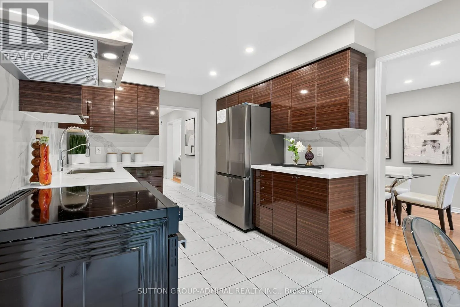 43 KEREMEOS CRESCENT