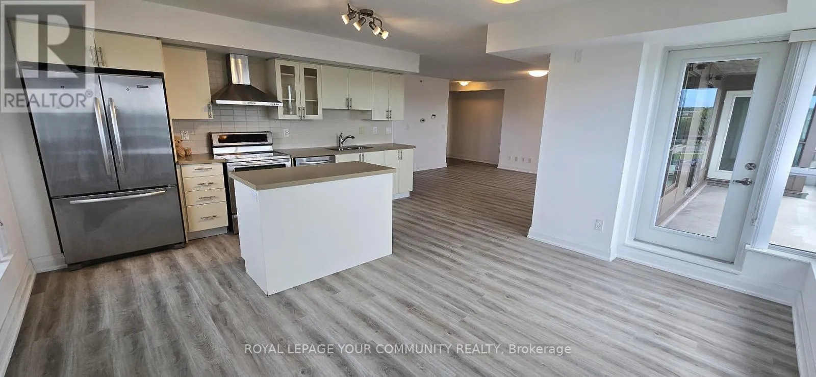 317 - 75 NORMAN BETHUNE AVENUE