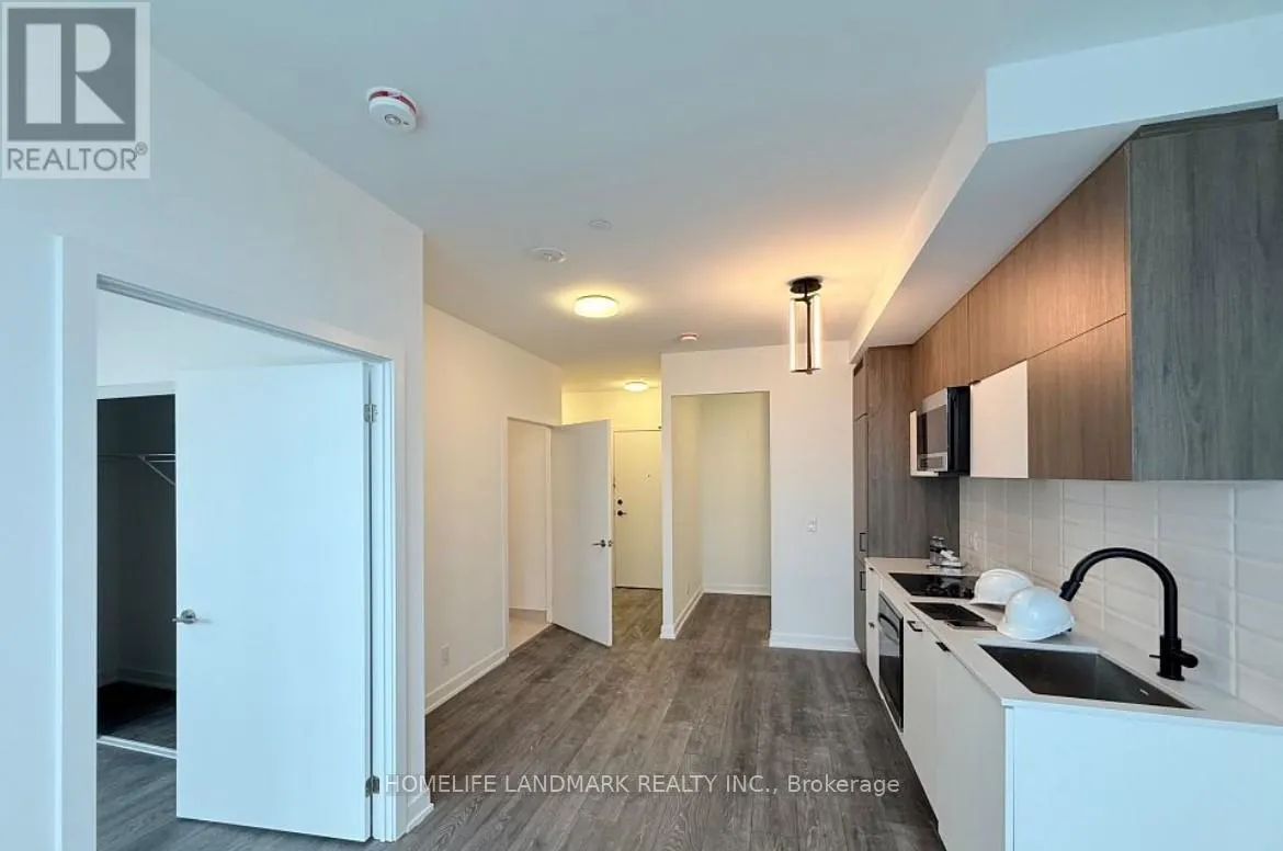 713 - 8888 YONGE STREET