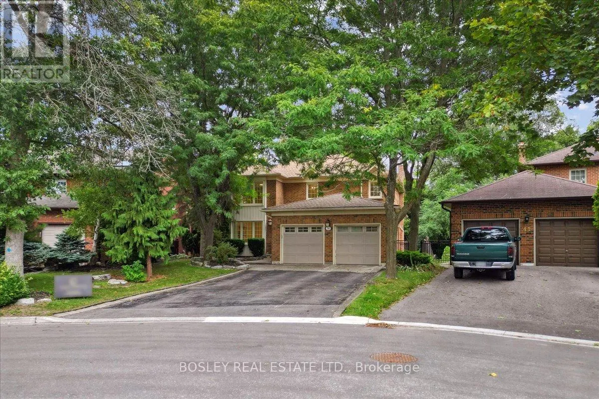 50 SIMMONS CRESCENT