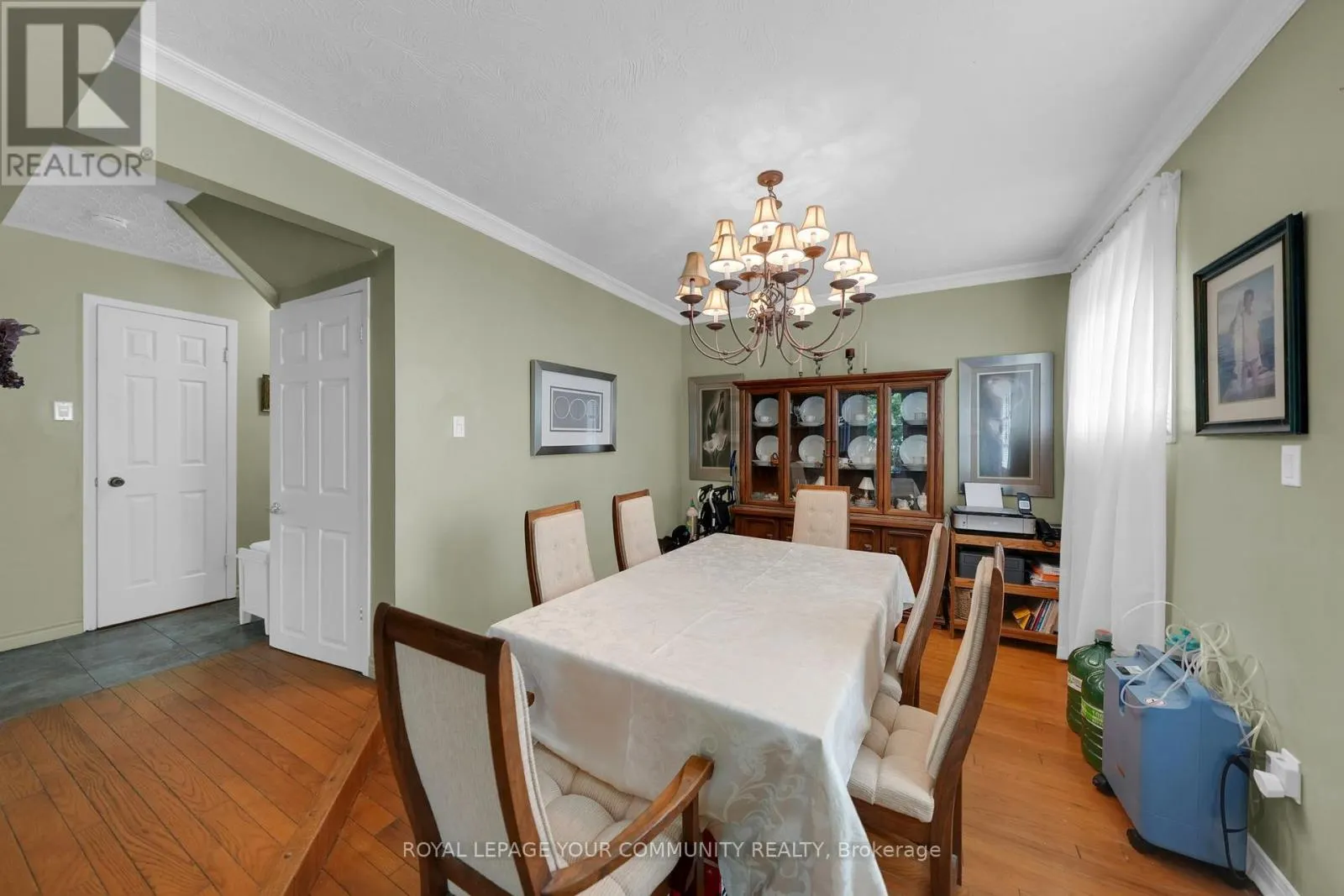 44 BEAVERDALE CRESCENT