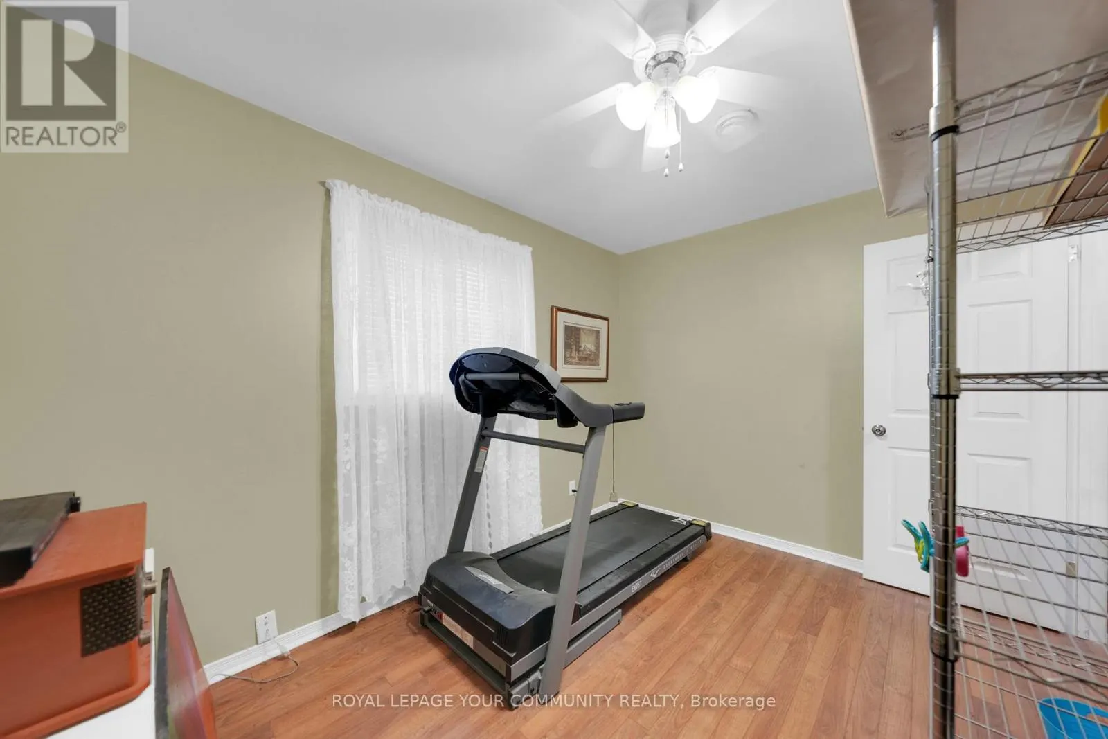 44 BEAVERDALE CRESCENT