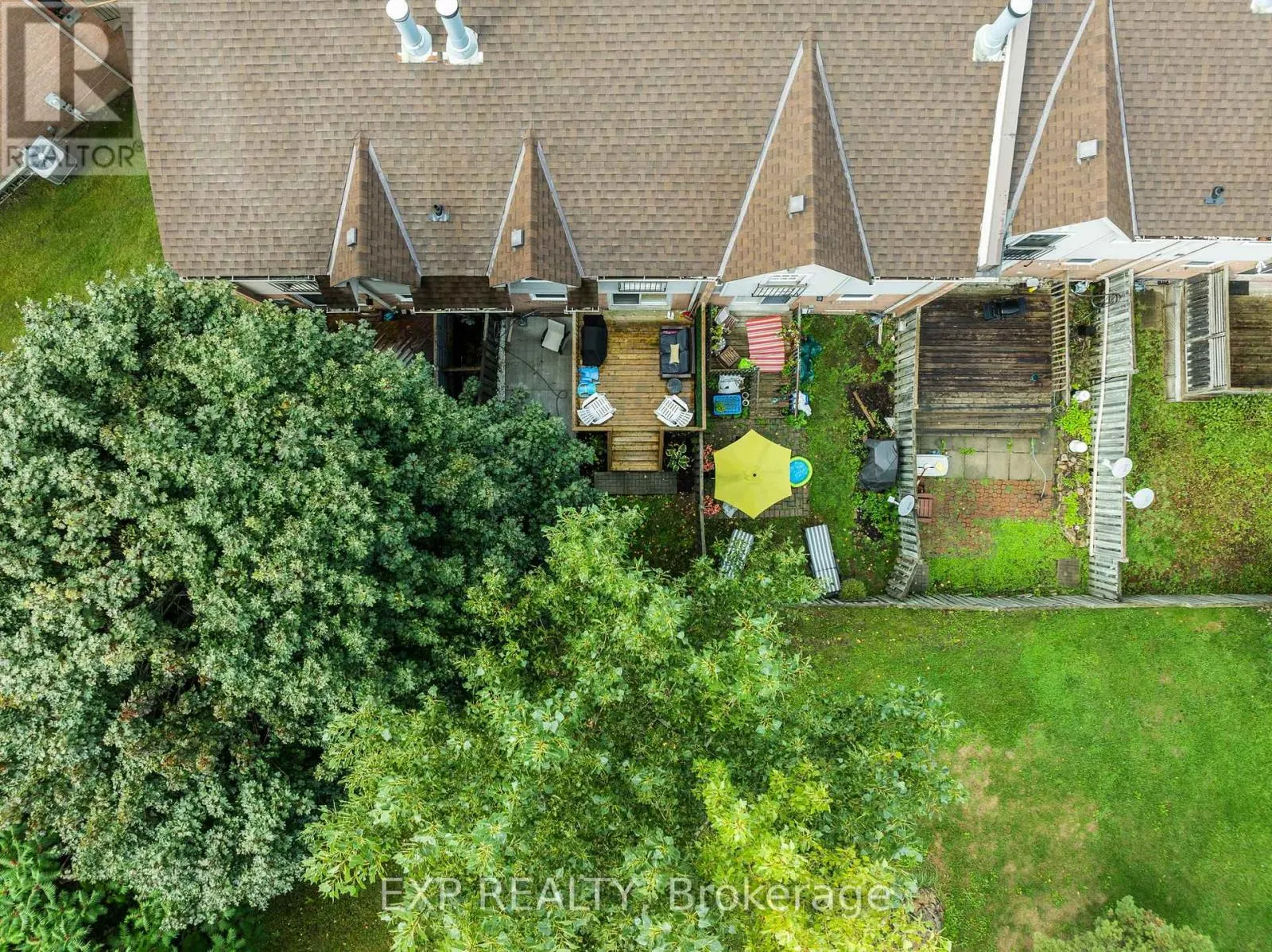 119 SPRING ROAD