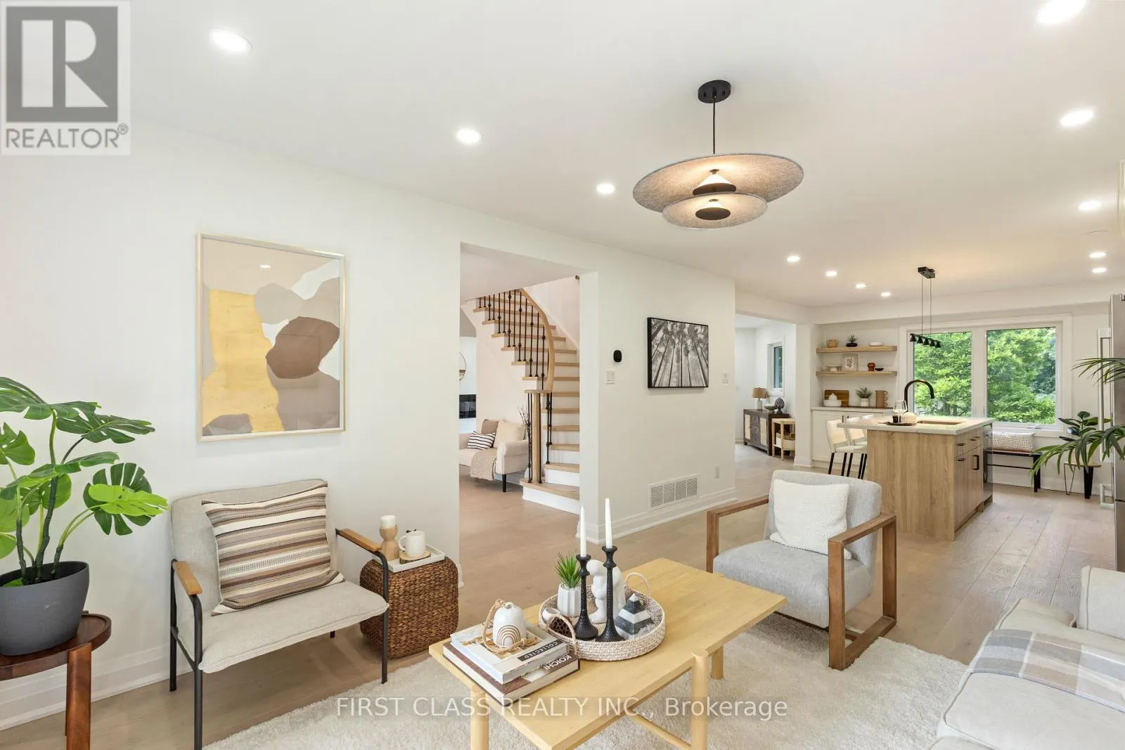679 VILLAGE PARKWAY